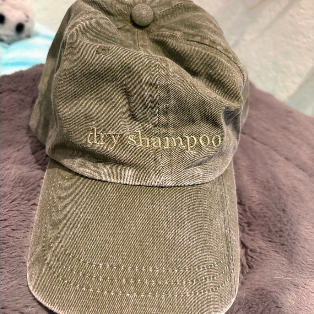 Green 'Dry Shampoo' Cap